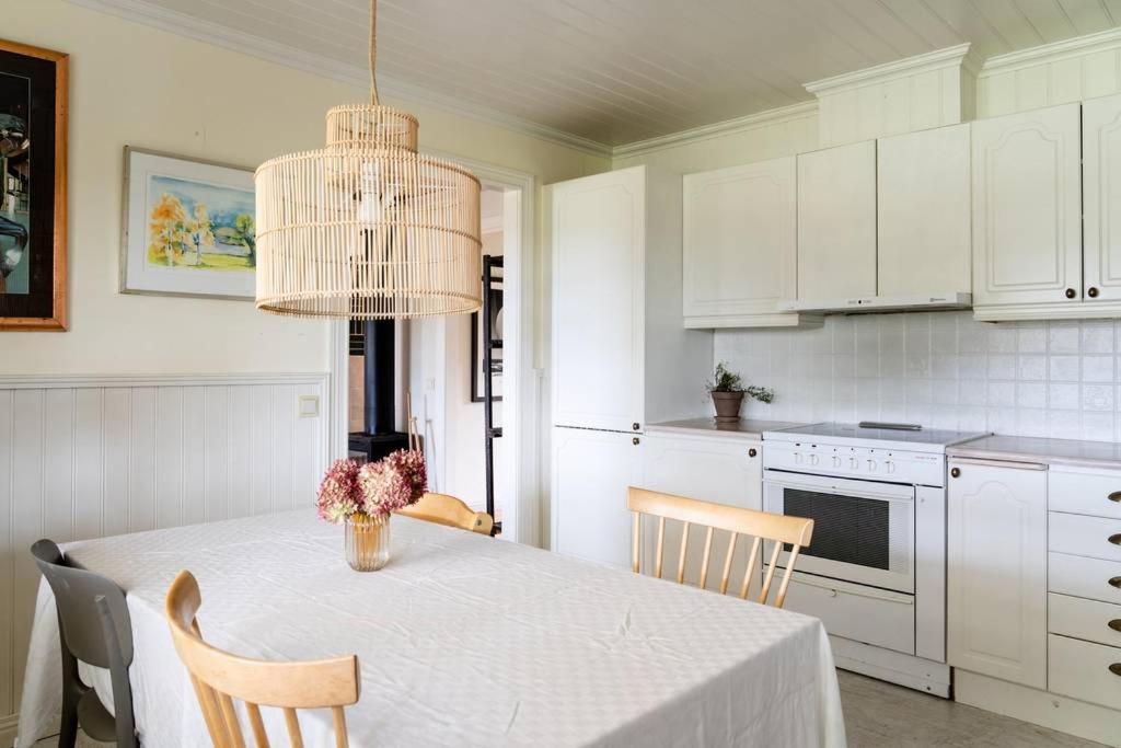 A Countryside Villa Close To Uppsala! Exterior photo
